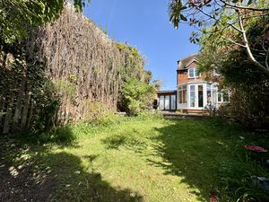 Photo 15- click for photo gallery